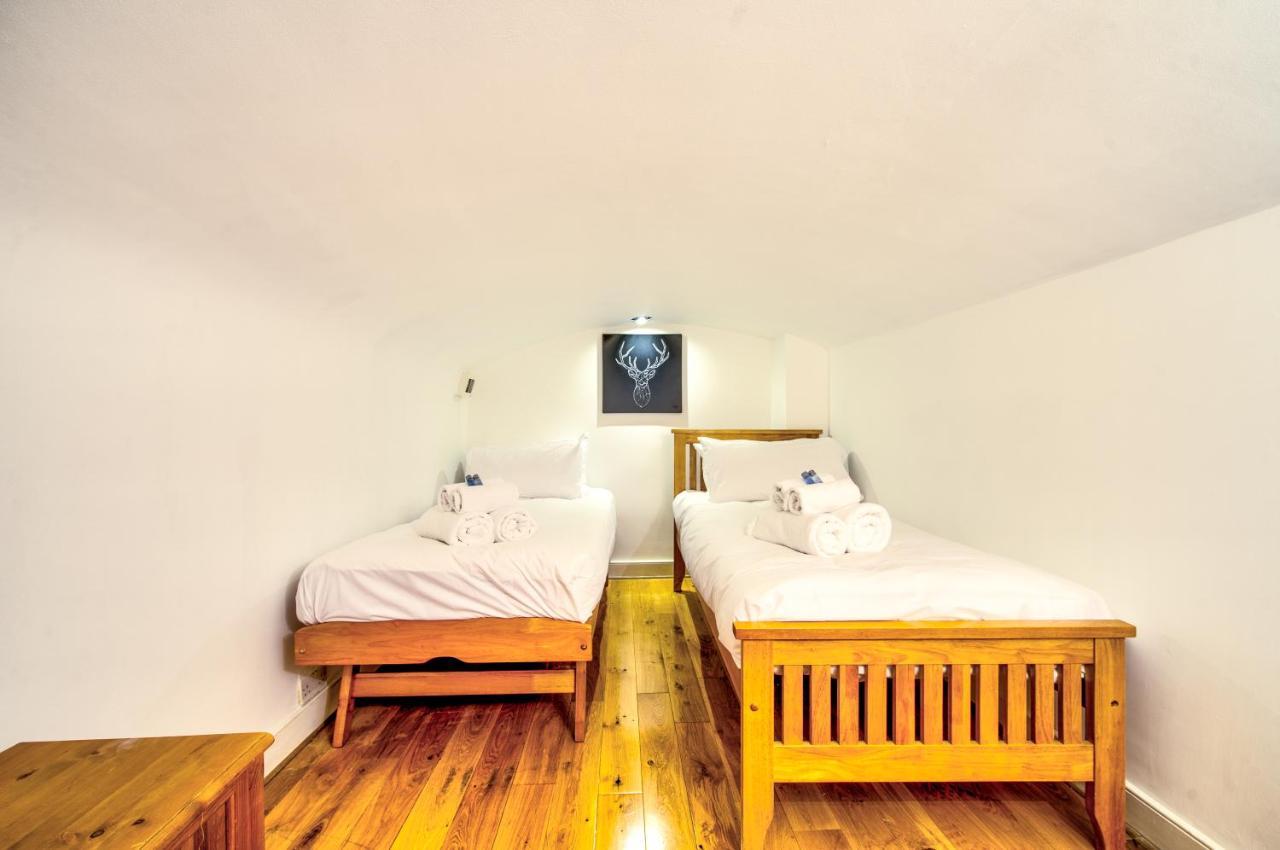 Famous House, 1 Minute From Edinburgh Castle Apartment ภายนอก รูปภาพ